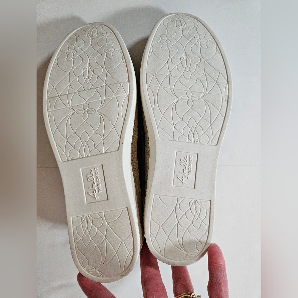 Abella sz 6.5 faux suede navy/blue white outsole rope detail comfort espadrilles - Picture 6 of 7